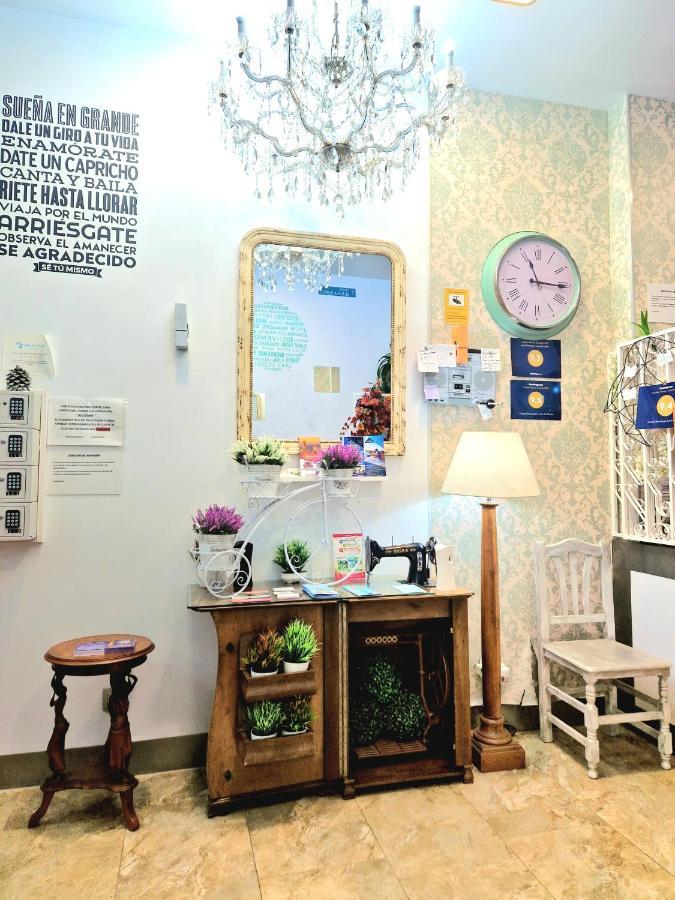 Hostal Boutique Luna De Gavin Cullera Bagian luar foto