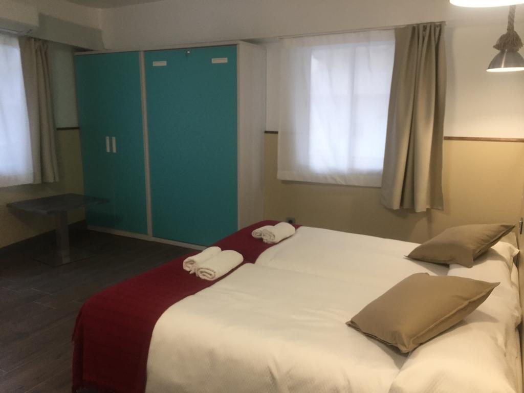 Hostal Boutique Luna De Gavin Cullera Bagian luar foto