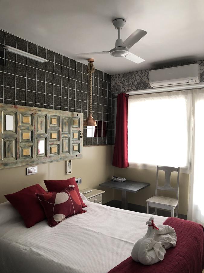 Hostal Boutique Luna De Gavin Cullera Bagian luar foto
