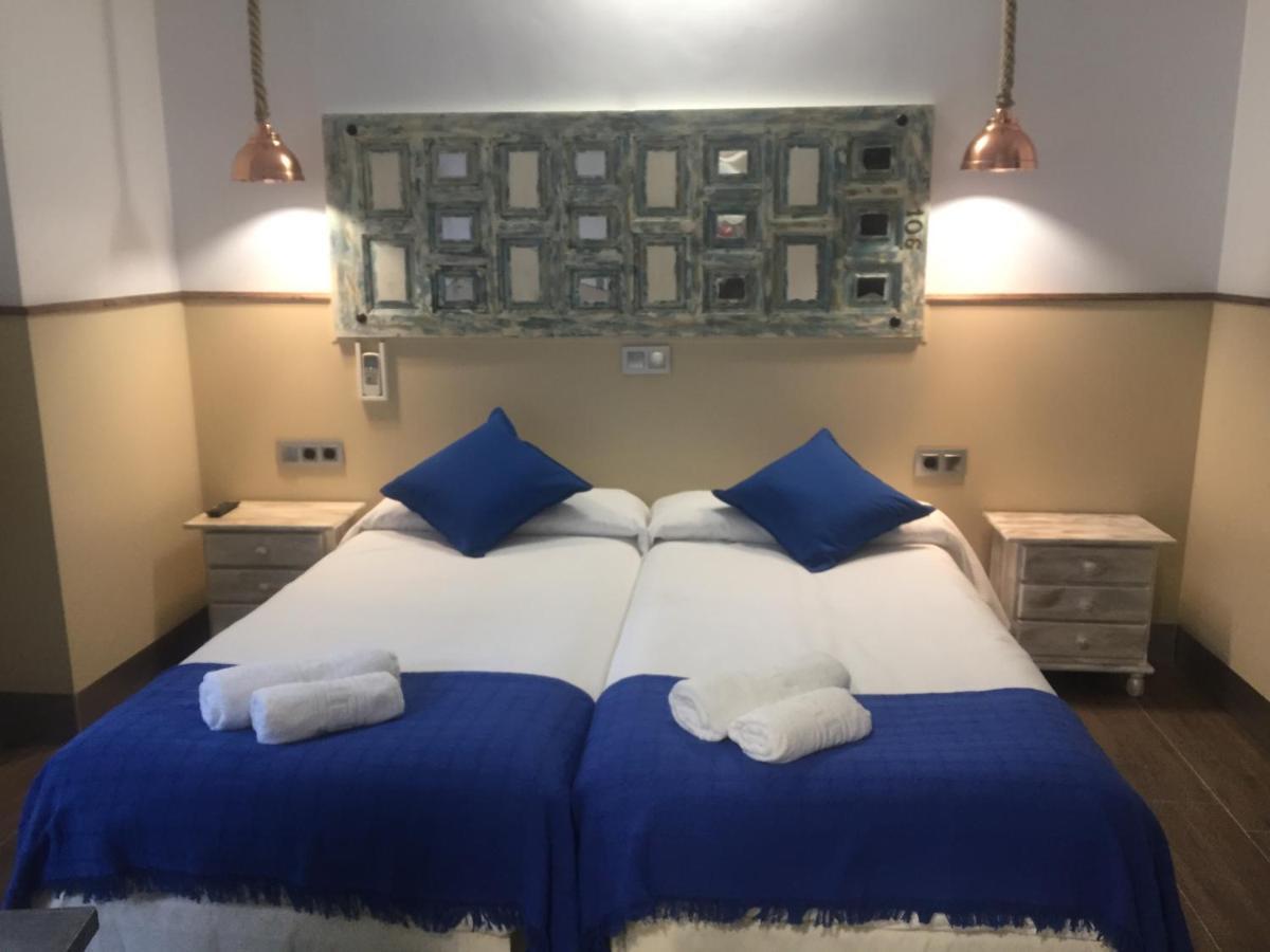 Hostal Boutique Luna De Gavin Cullera Bagian luar foto